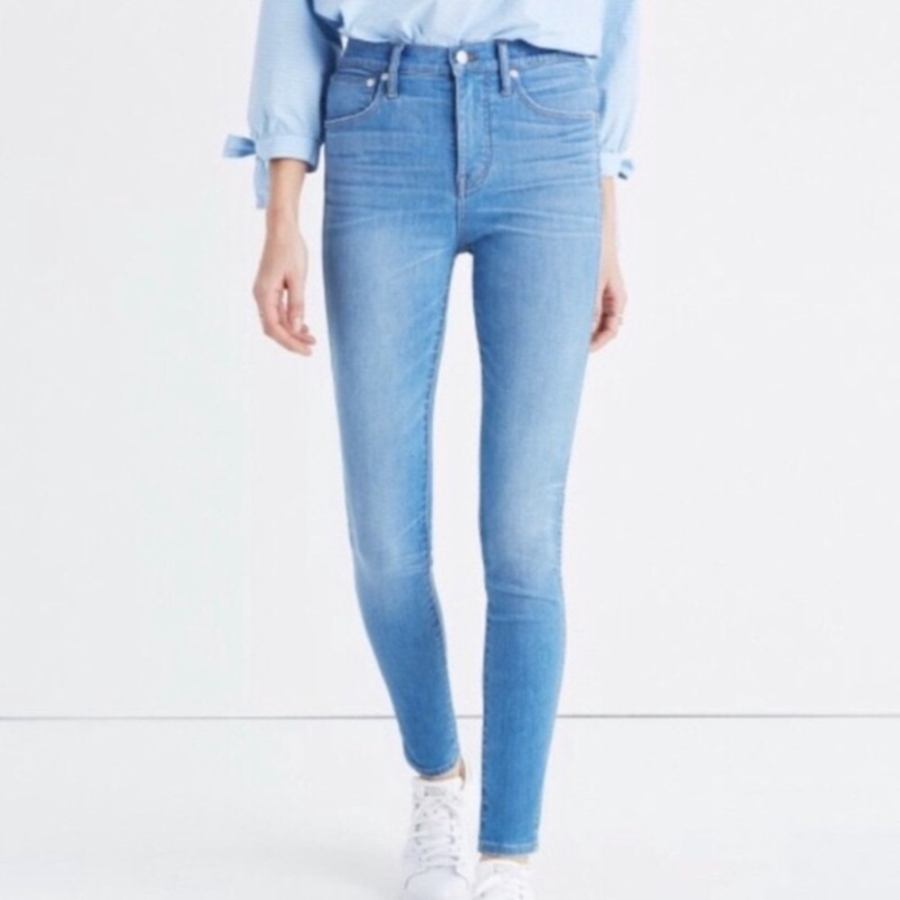 Madewell High Riser Jeans in Hank Wash